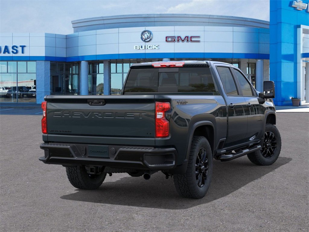 2026 Chevrolet Silverado 2500HD LT photo 4