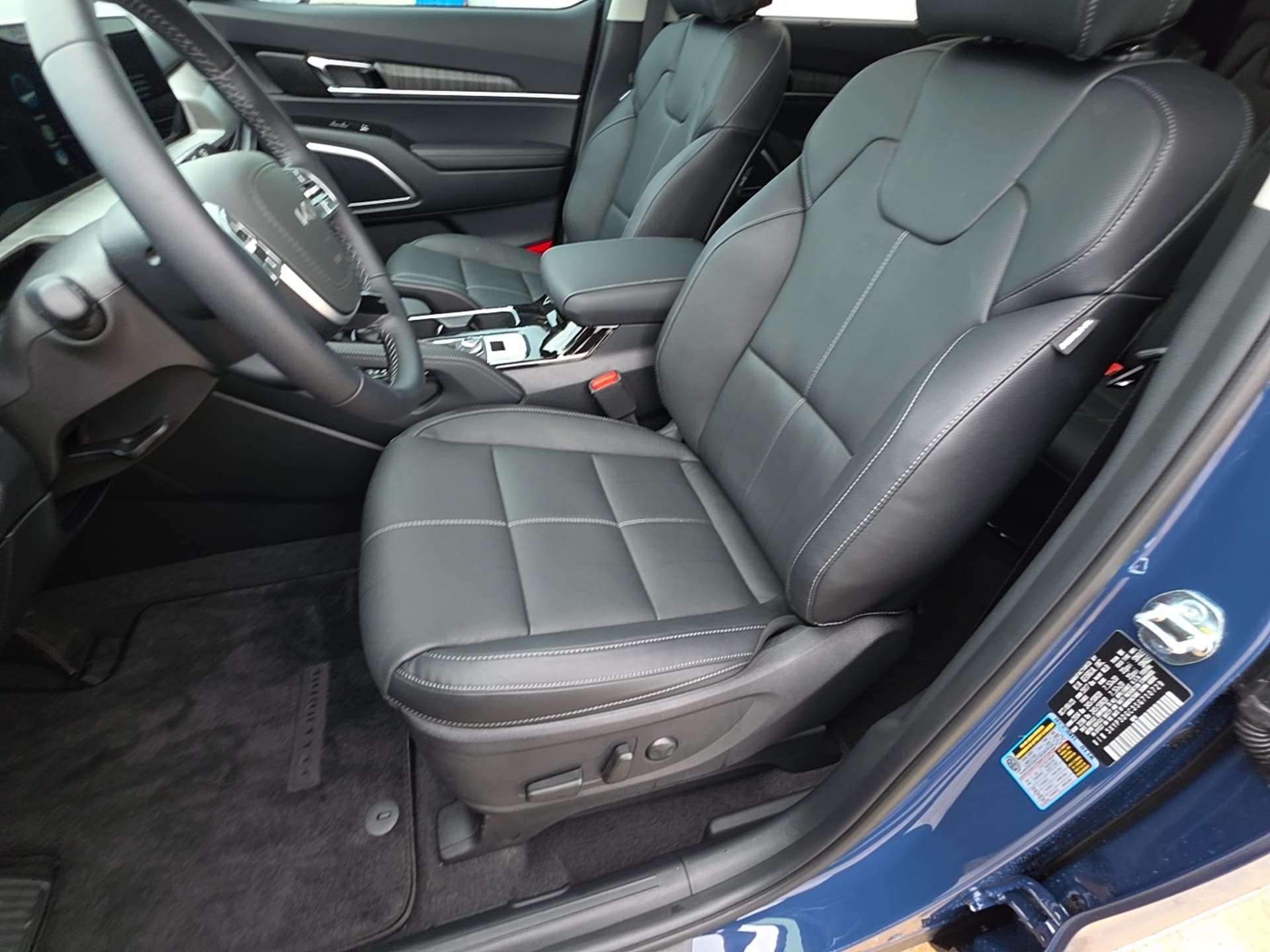 2025 Kia Telluride EX - Photo 20