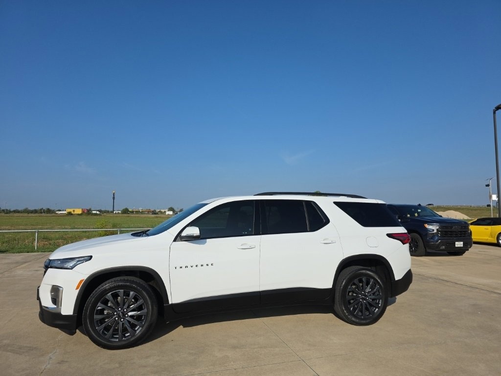 Used 2023 Chevrolet Traverse RS SUV
