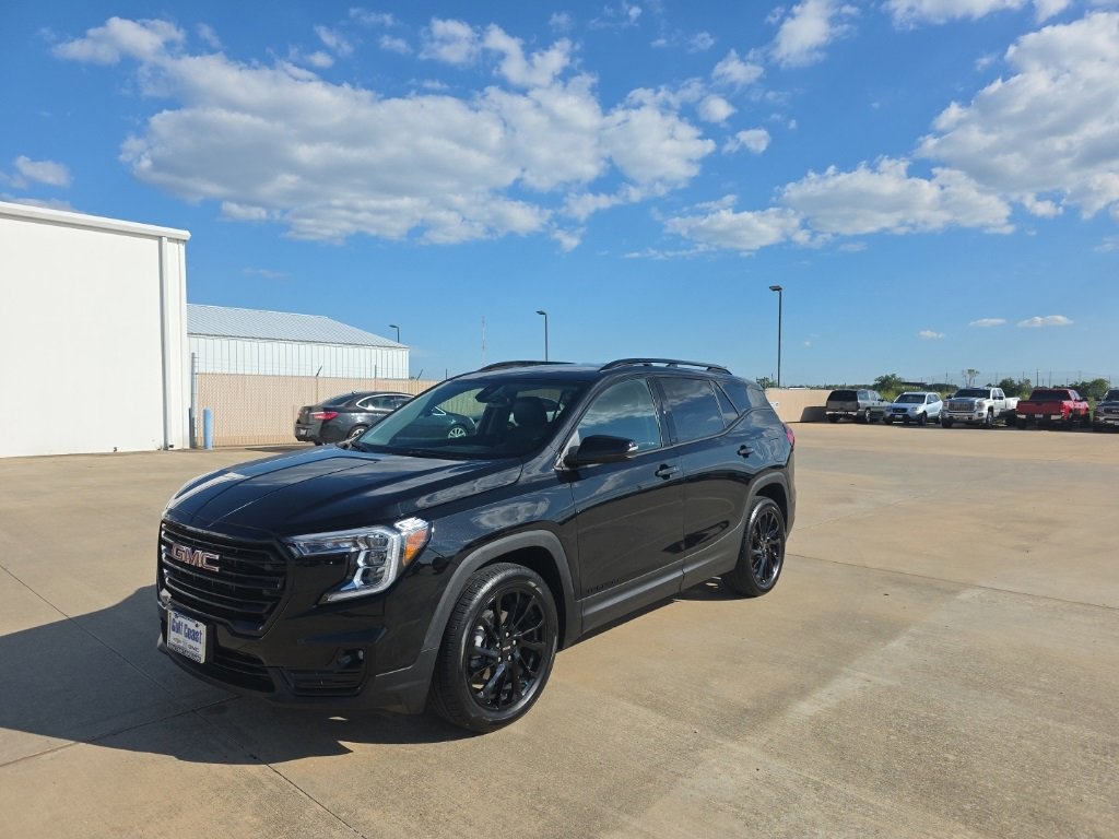 2023 Gmc Terrain SLT photo 2