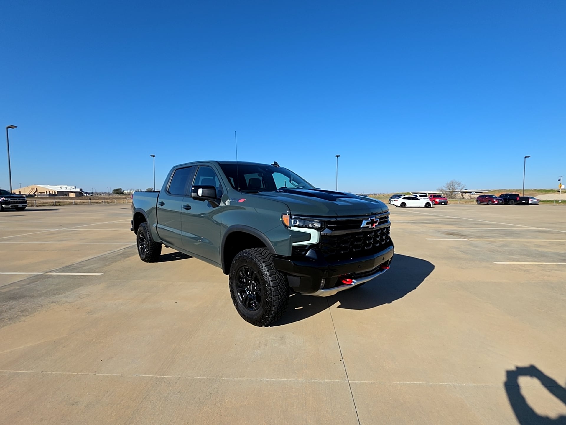 2026 Chevrolet Silverado 1500 ZR2 - Photo 5