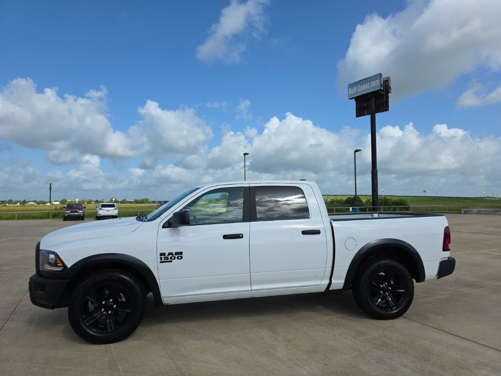 2024 Ram 1500 Classic Warlock photo 3