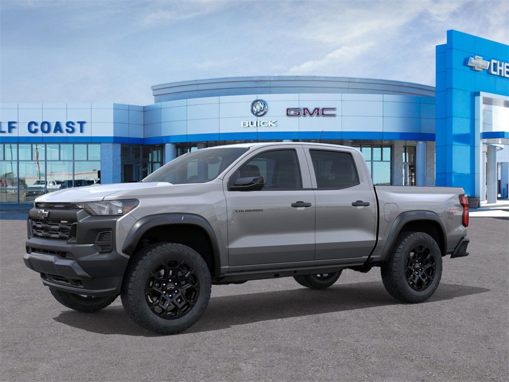 2026 Chevrolet Colorado Trail Boss photo 2