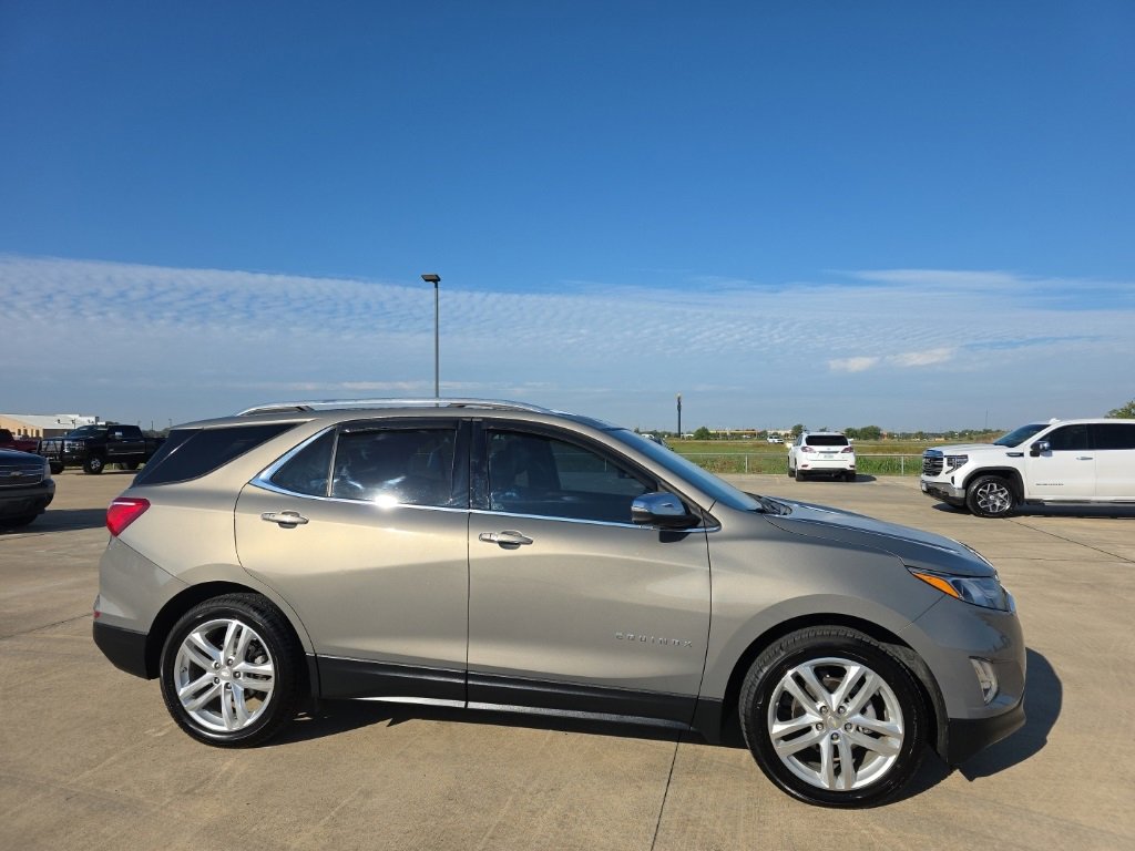 2019 Chevrolet Equinox Premier photo 3