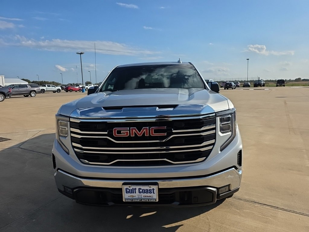 2022 Gmc Sierra 1500 SLT photo 2