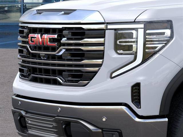 2026 GMC Sierra 1500 SLT - Photo 13