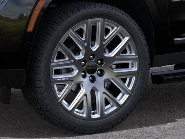 2026 GMC Yukon Denali Ultimate - Photo 9