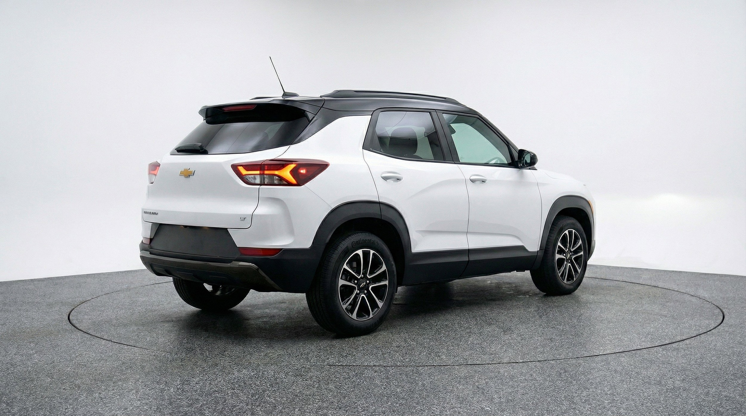 Thumbnail: 2025 Chevrolet TrailBlazer - 9