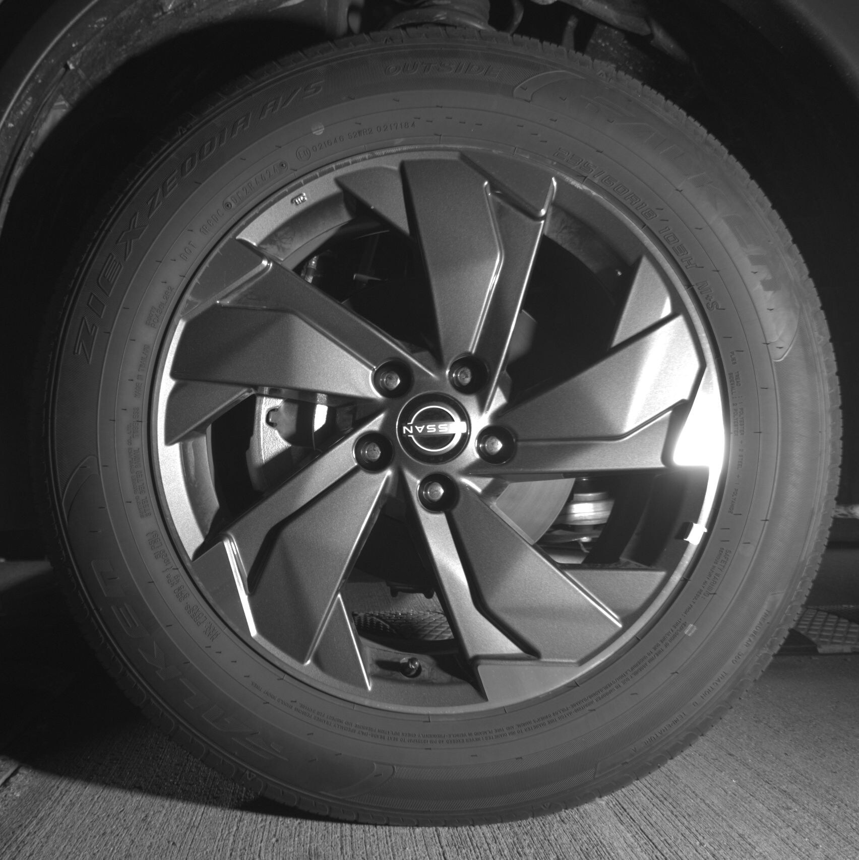 Thumbnail: 2025 Nissan Rogue - 9