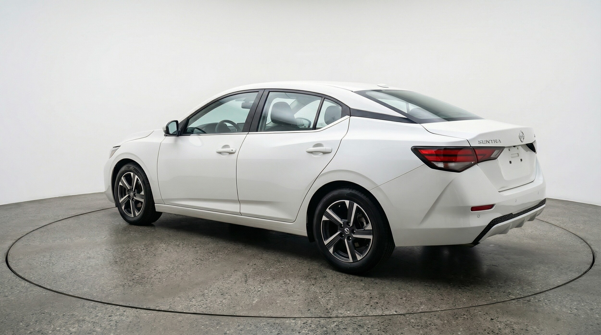 Thumbnail: 2025 Nissan Sentra - 5