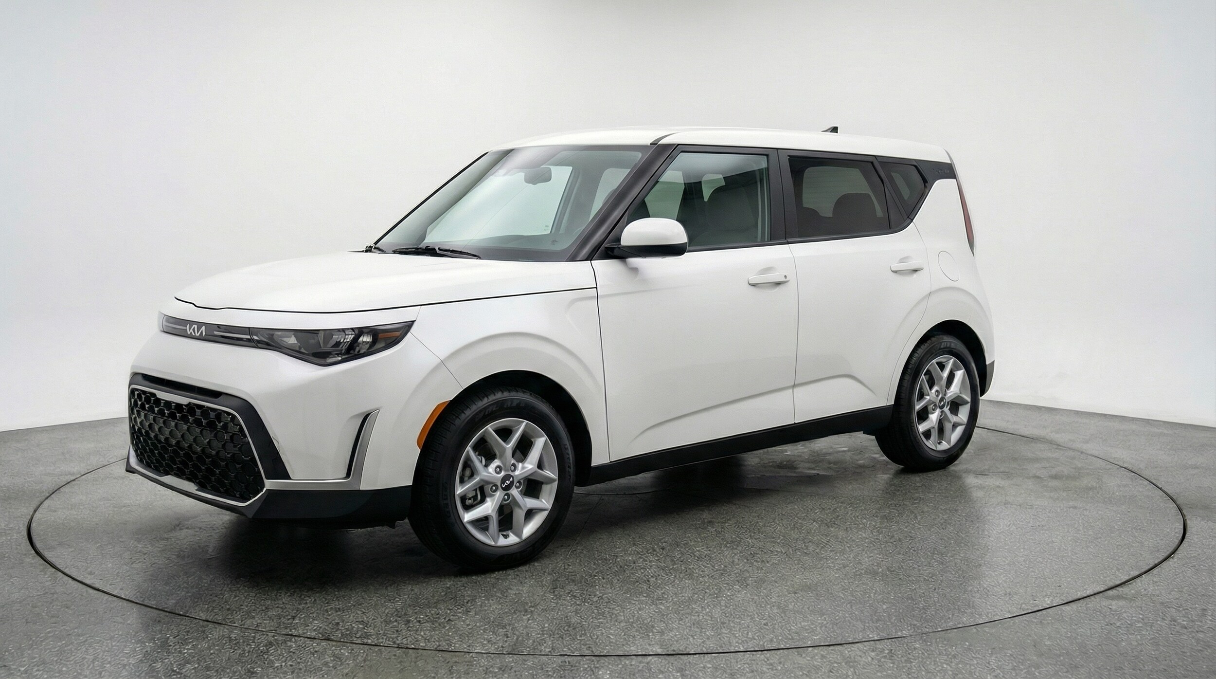 Thumbnail: 2025 Kia Soul - 3