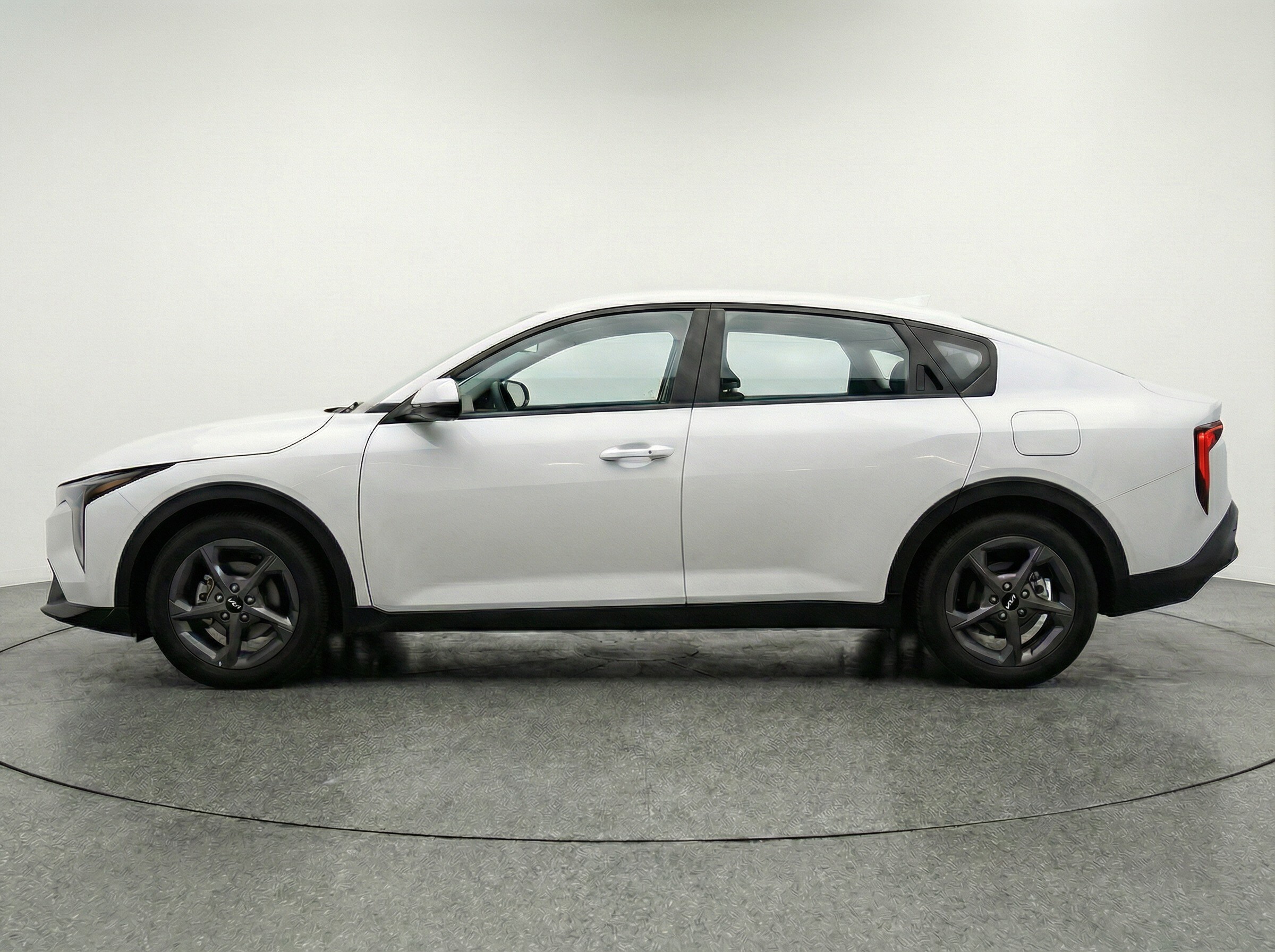 Thumbnail: 2025 Kia K4 - 4