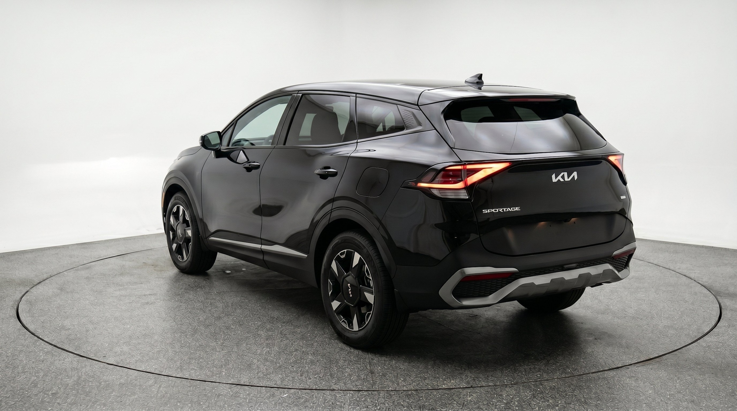 Thumbnail: 2026 Kia Sportage - 6