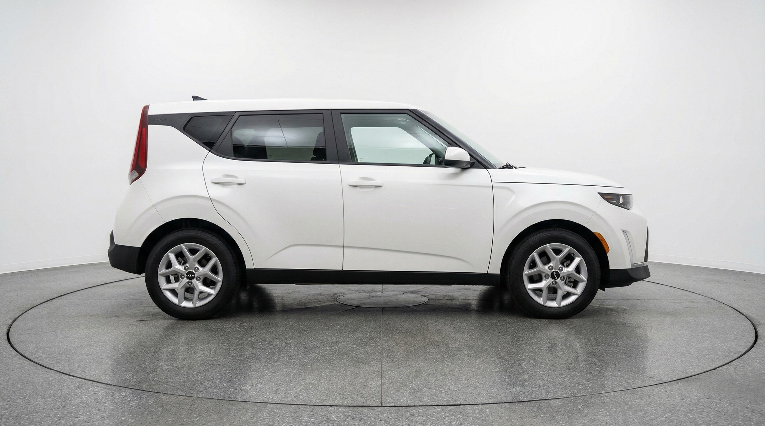 Thumbnail: 2025 Kia Soul - 8