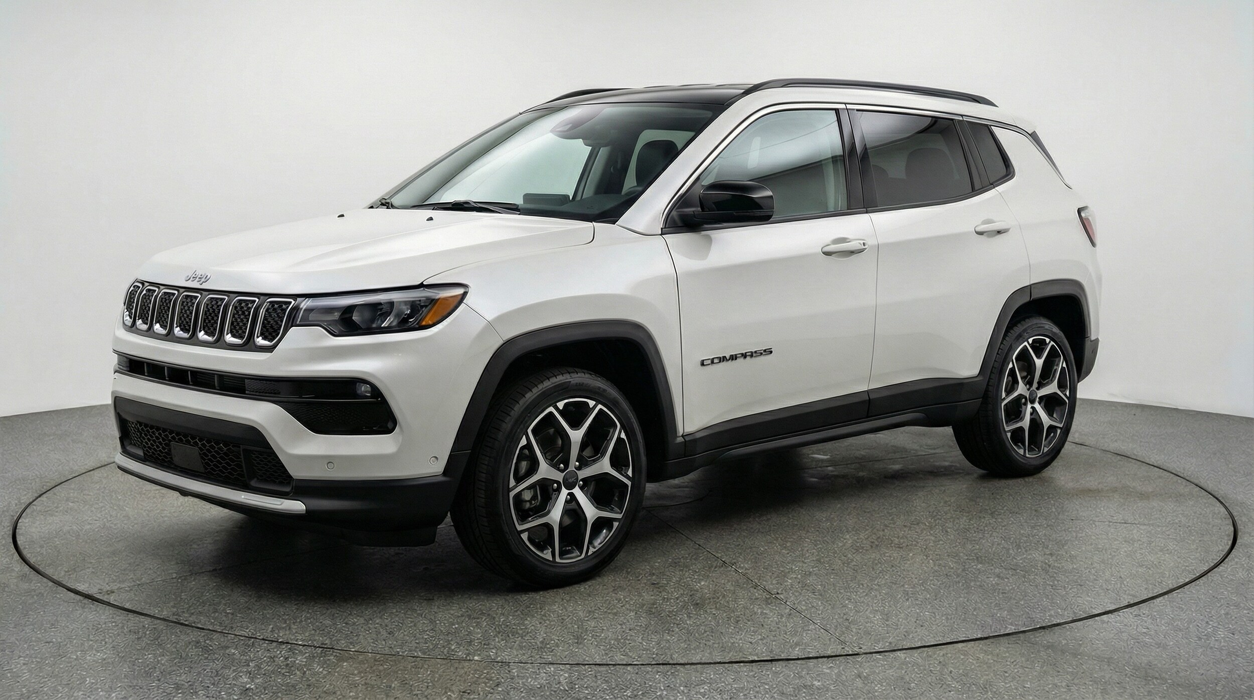 Thumbnail: 2025 Jeep Compass - 3