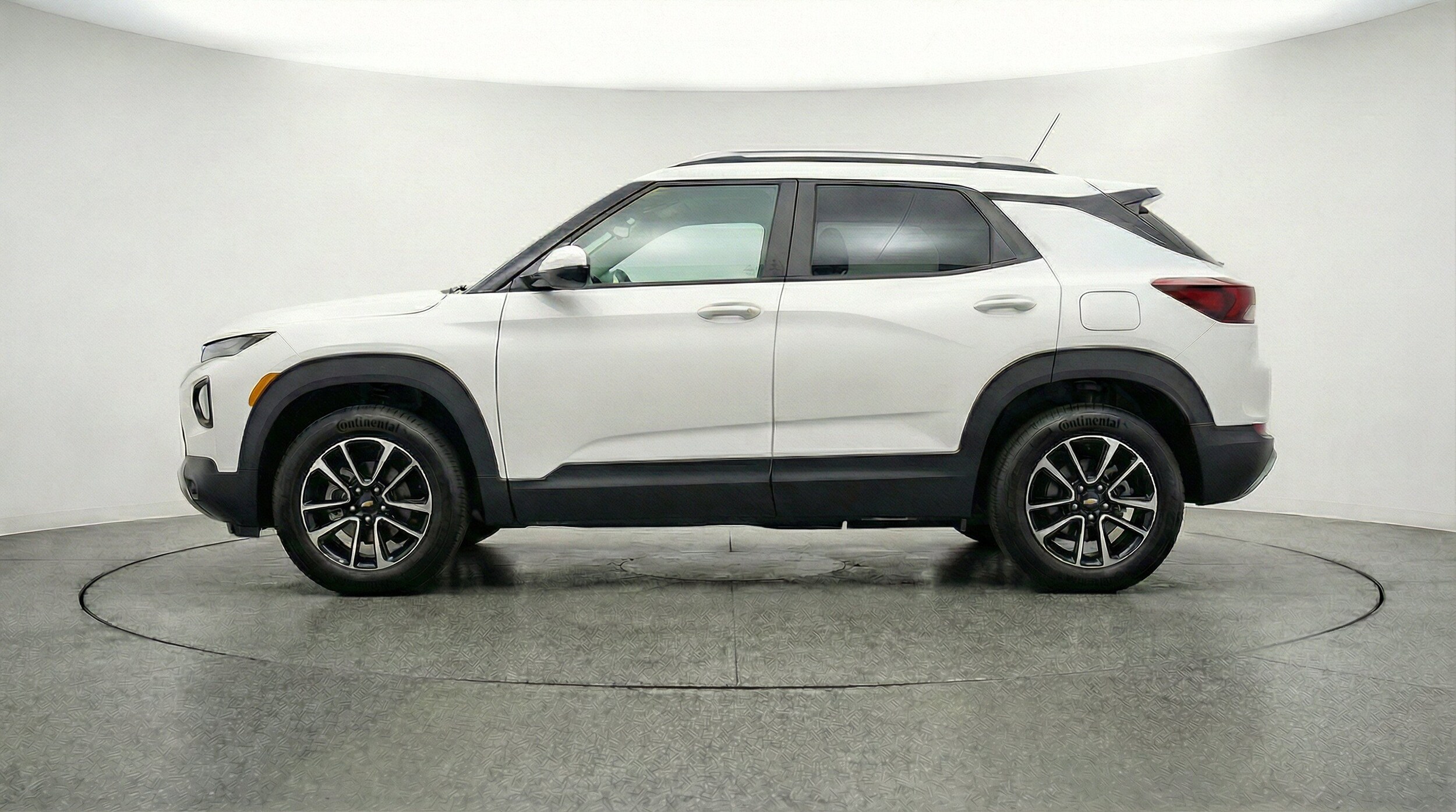 Thumbnail: 2025 Chevrolet TrailBlazer - 5