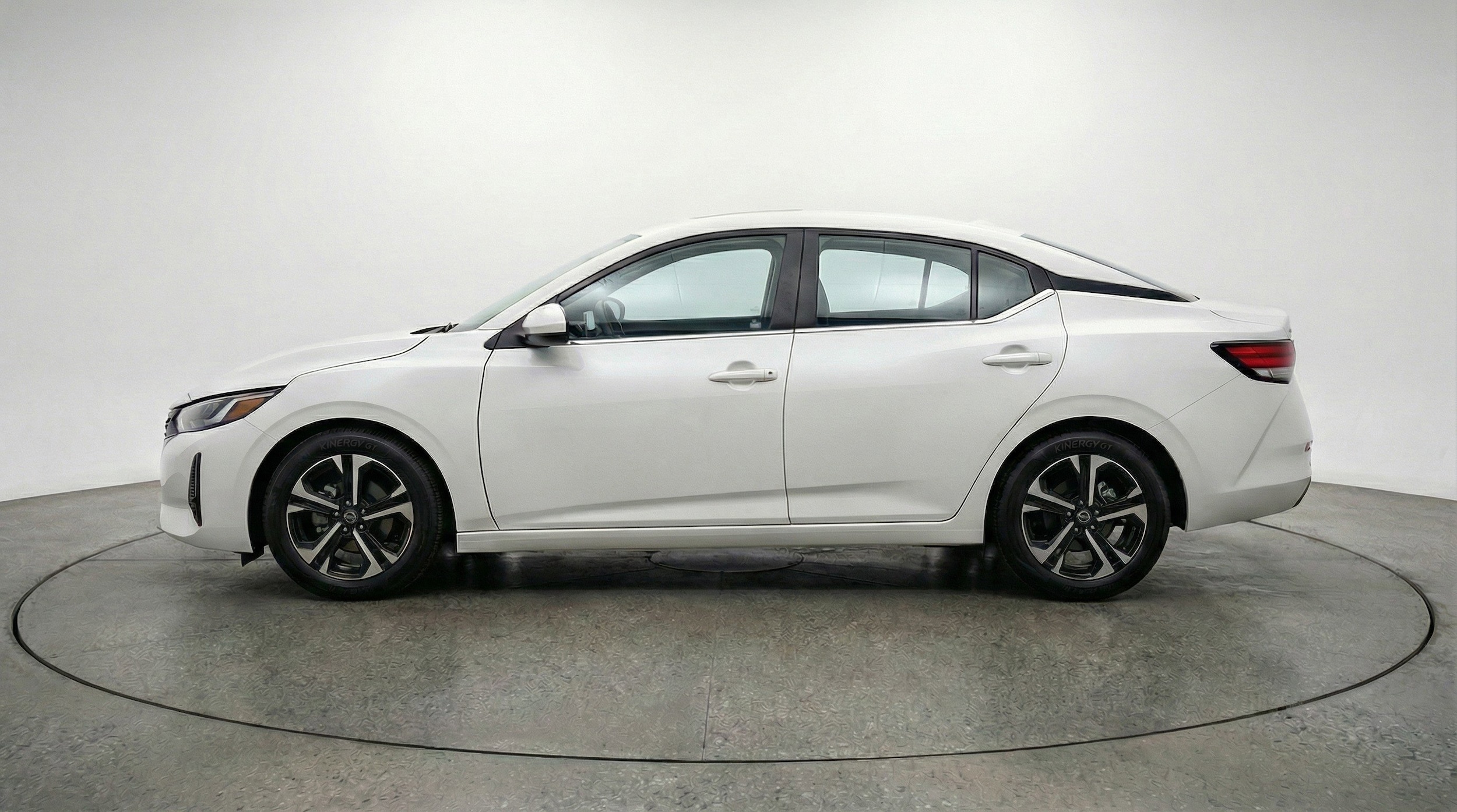 Thumbnail: 2025 Nissan Sentra - 5