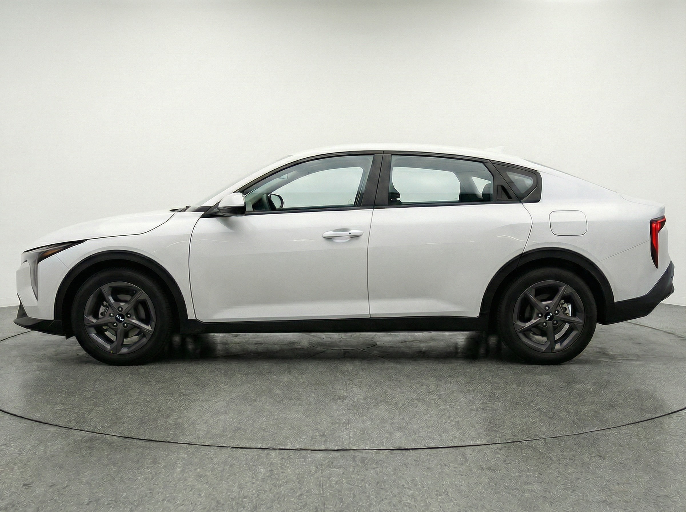 Thumbnail: 2025 Kia K4 - 4