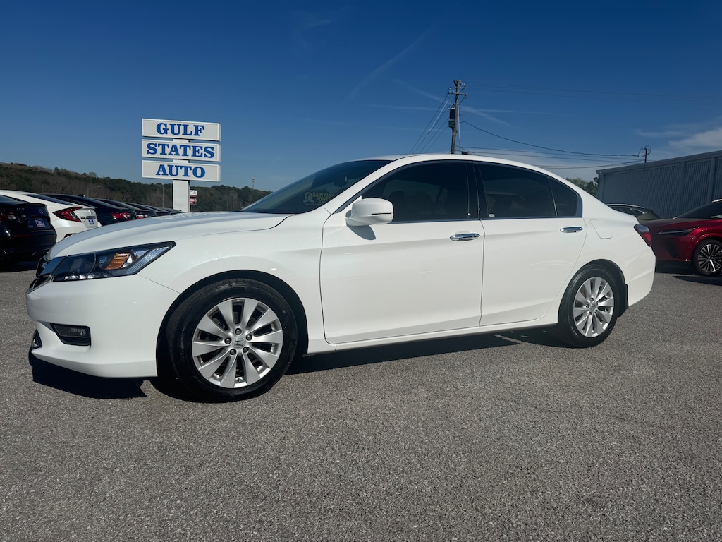 Used 2015 Honda Accord EX-L V-6 w/Navigation Sedan