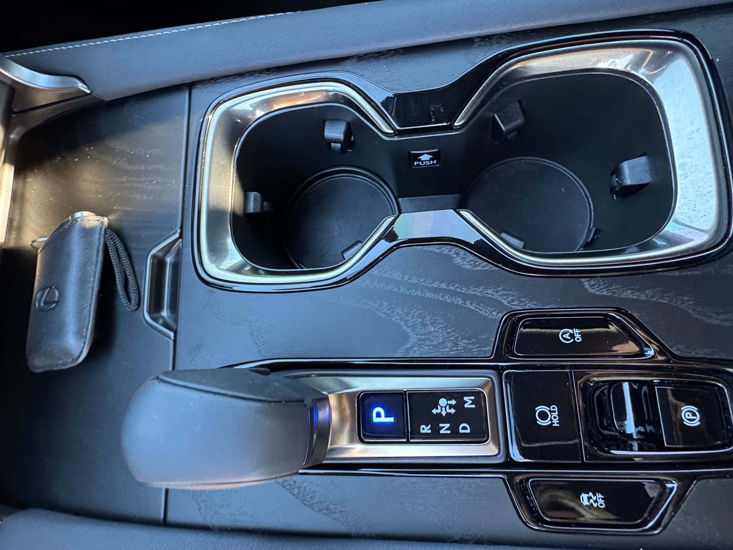 2025 Lexus RX 350 - Photo 17