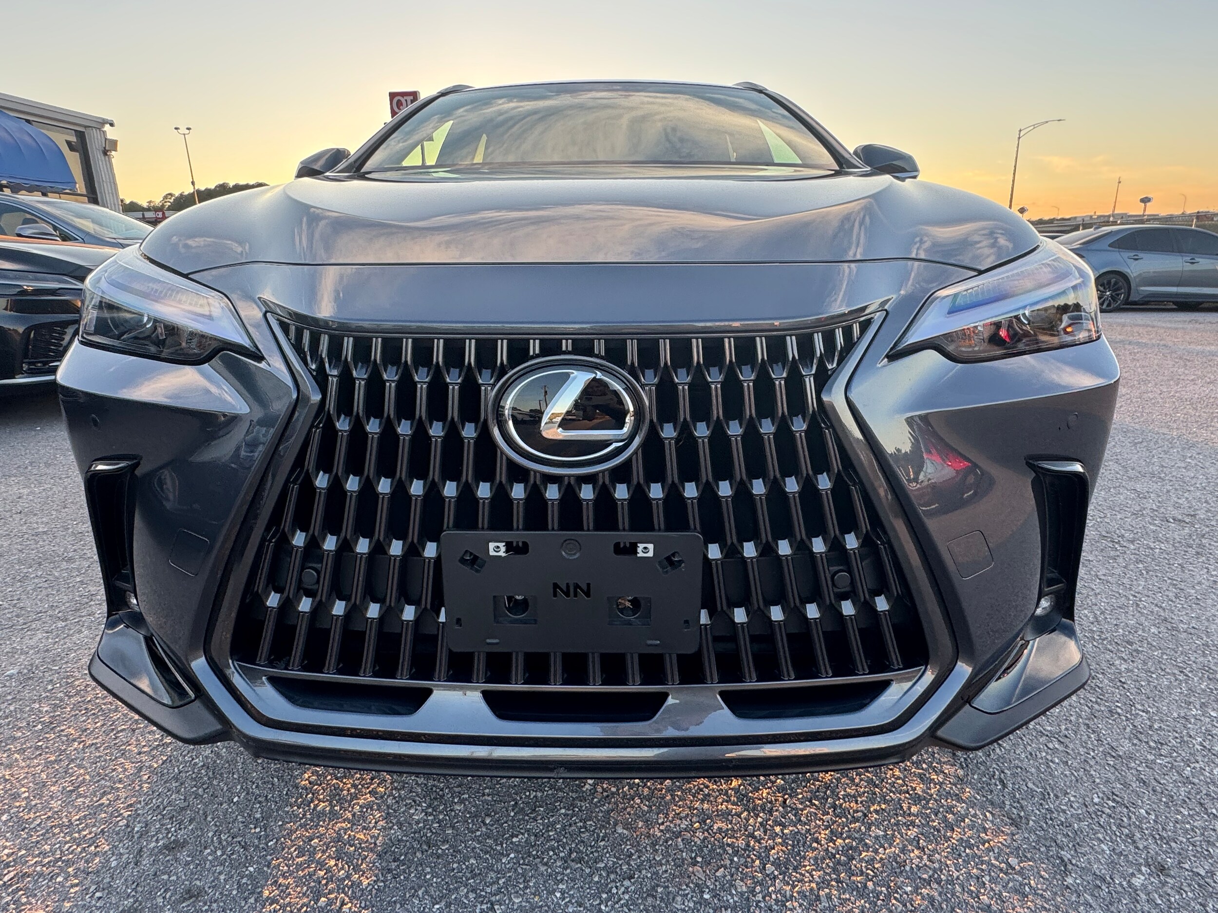 2025 Lexus NX 250 Premium photo 2