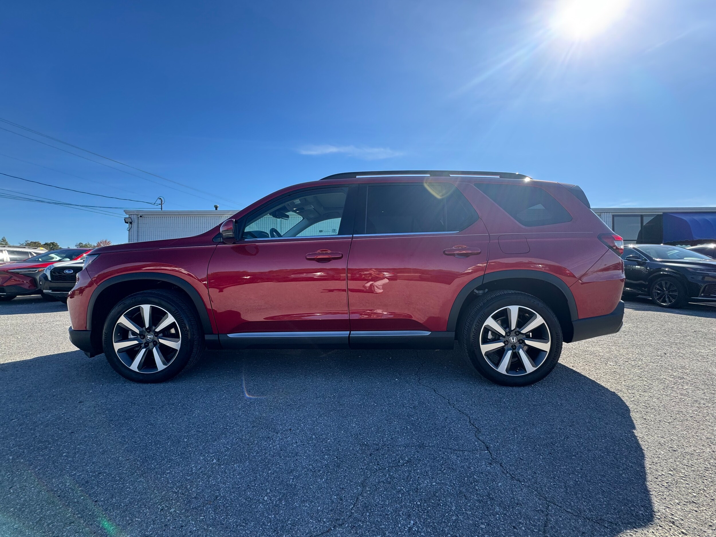 2025 Honda Pilot Touring photo 3