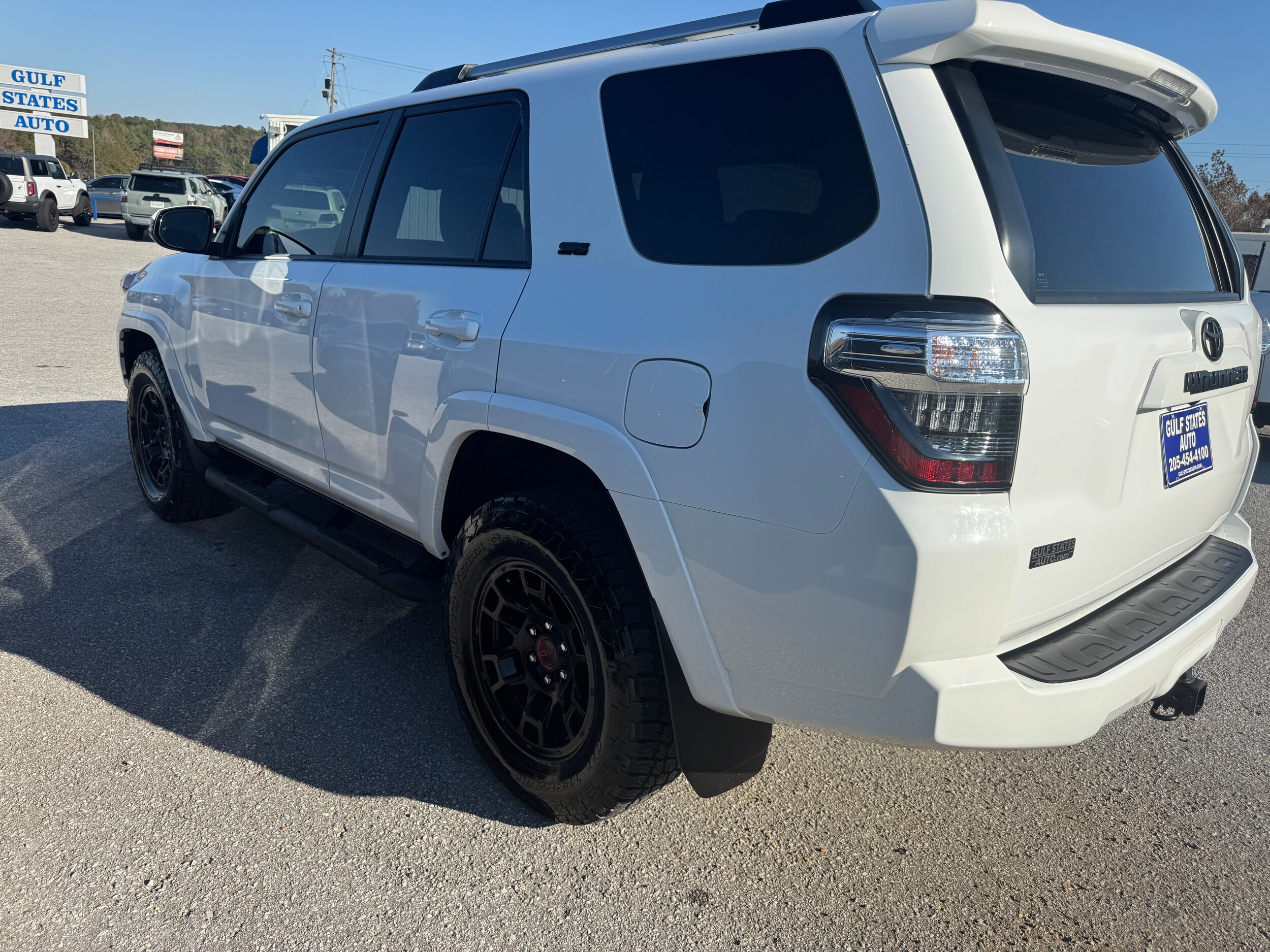 2024 Toyota 4Runner SR5 Premium photo 2