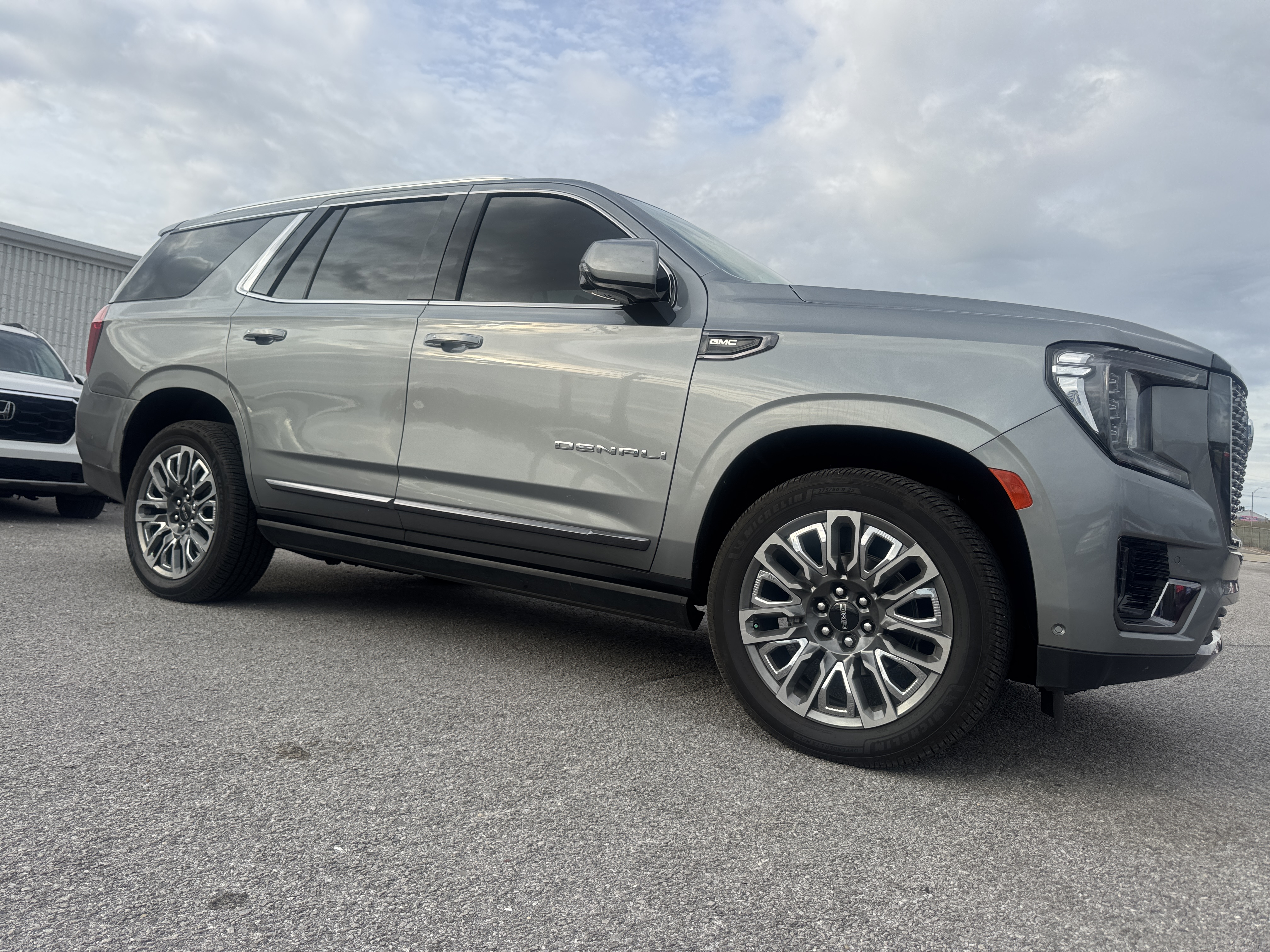 Used 2024 GMC Yukon Denali Ultimate SUV