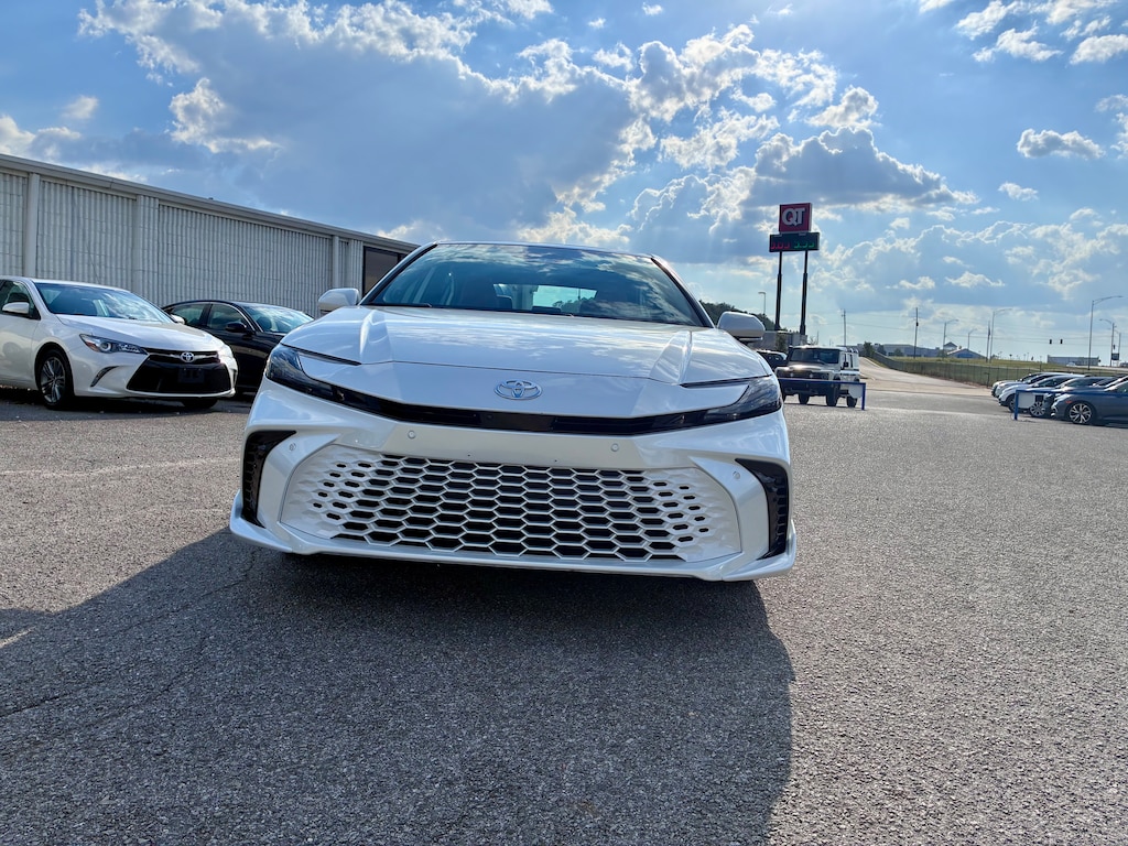 Used 2025 Toyota Camry XSE Sedan