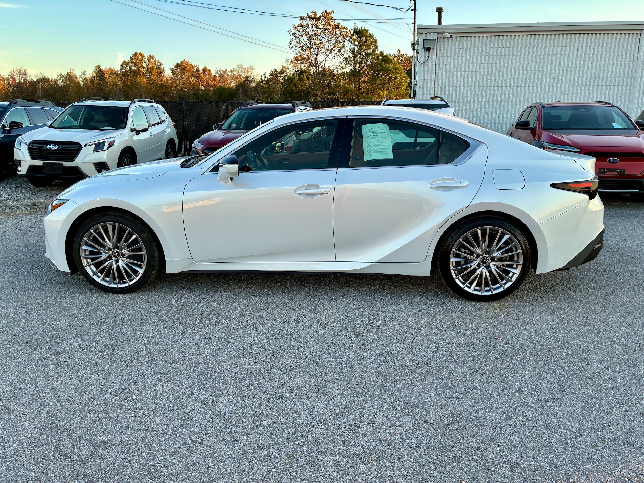 2023 Lexus IS 300's photo