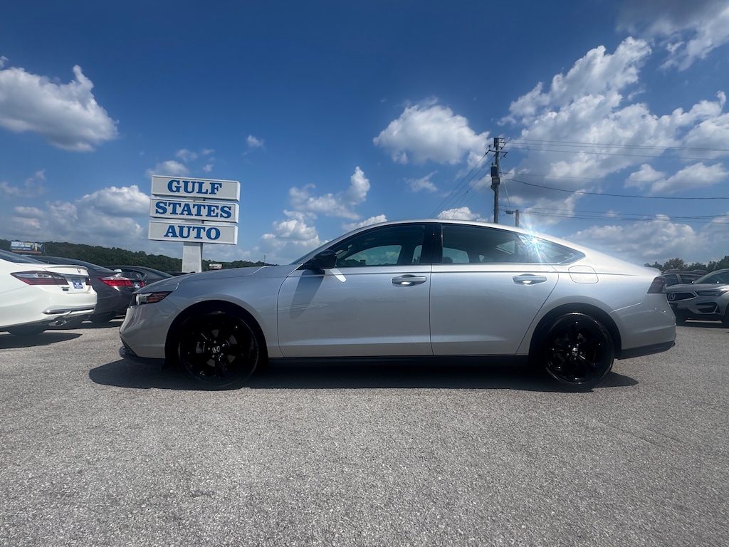 Used 2025 Honda Accord SE Sedan