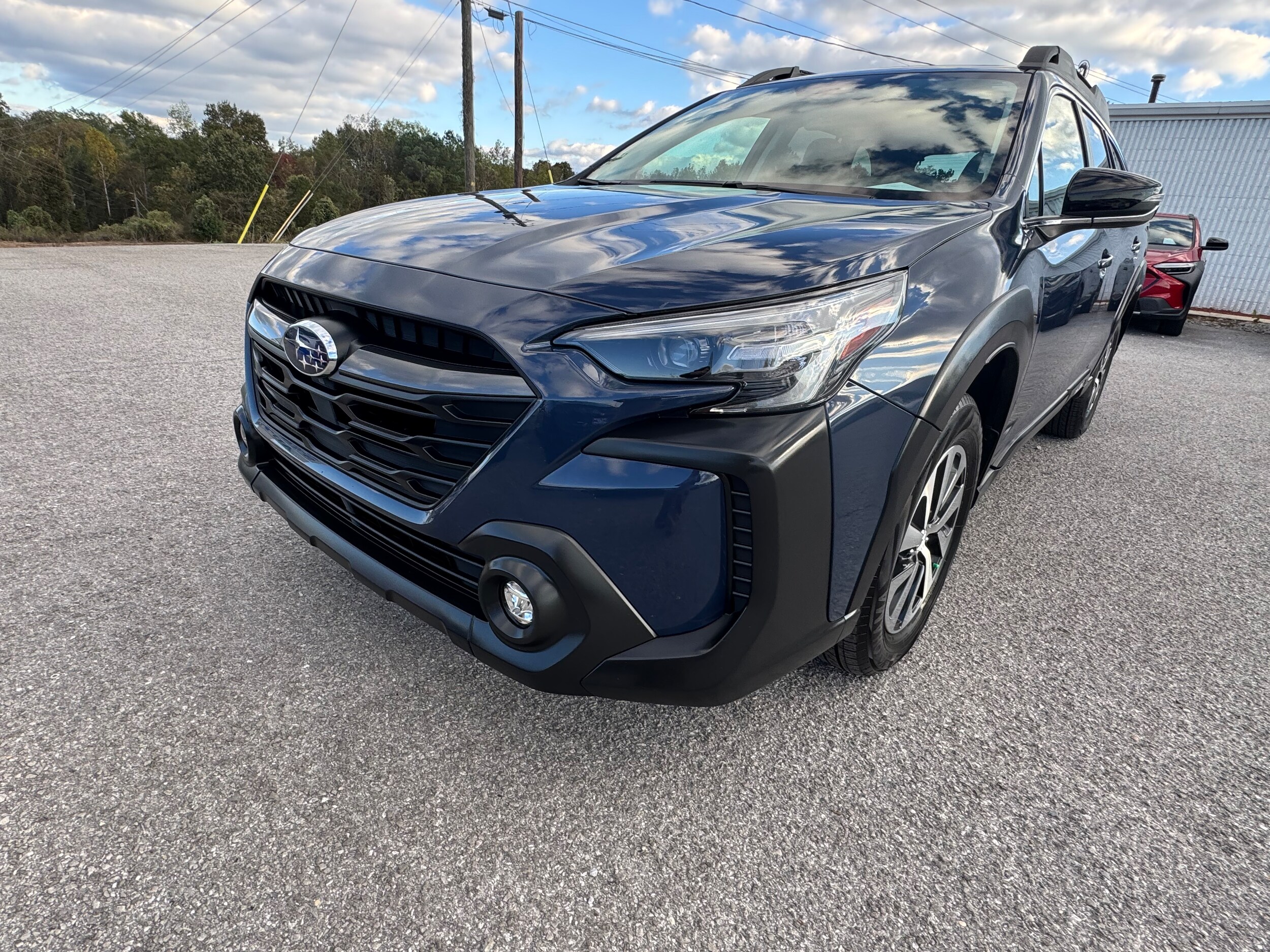 2025 Subaru Outback Premium photo 2
