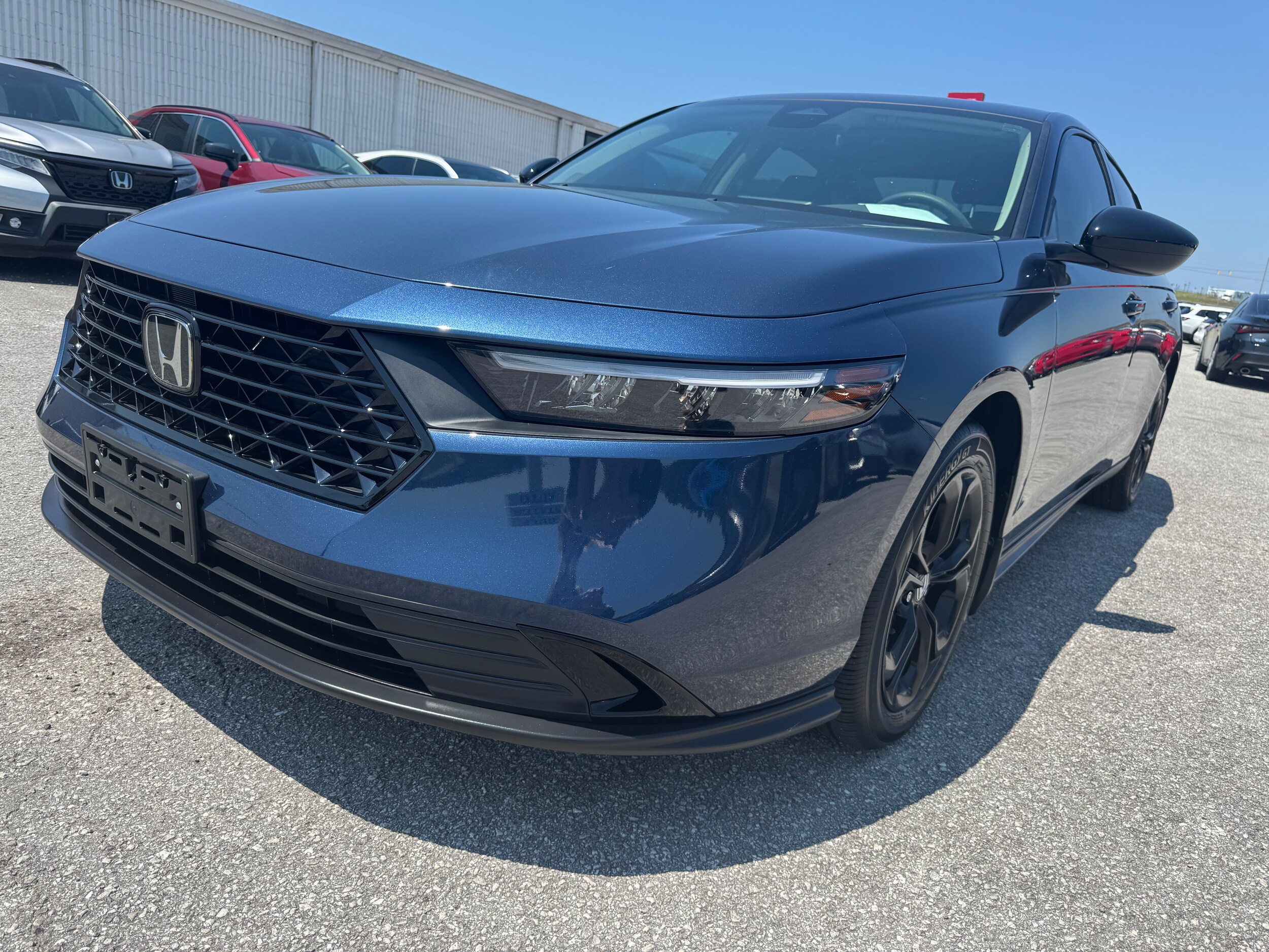 2025 Honda Accord SE photo 2