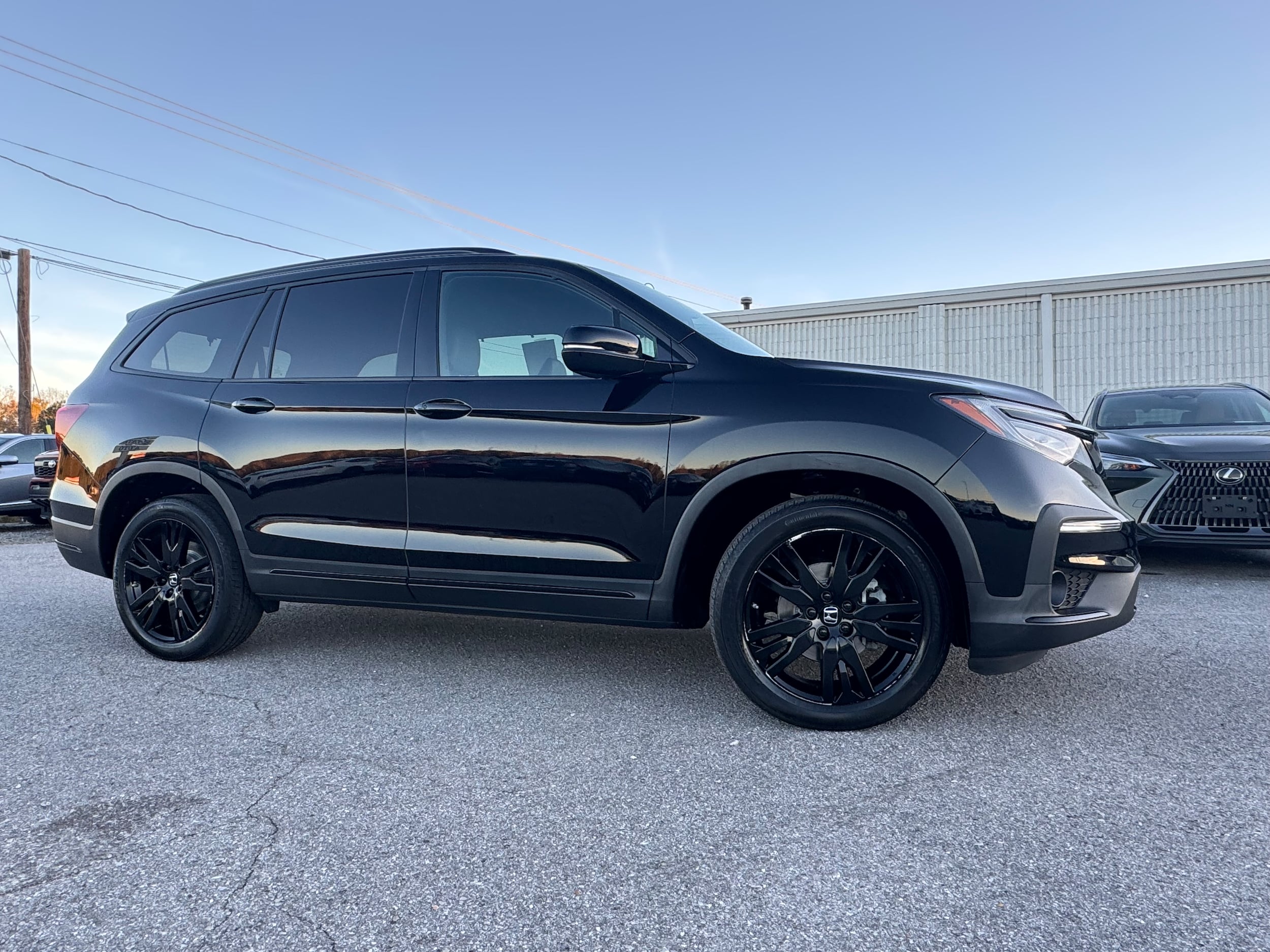 2022 Honda Pilot Black Edition's photo