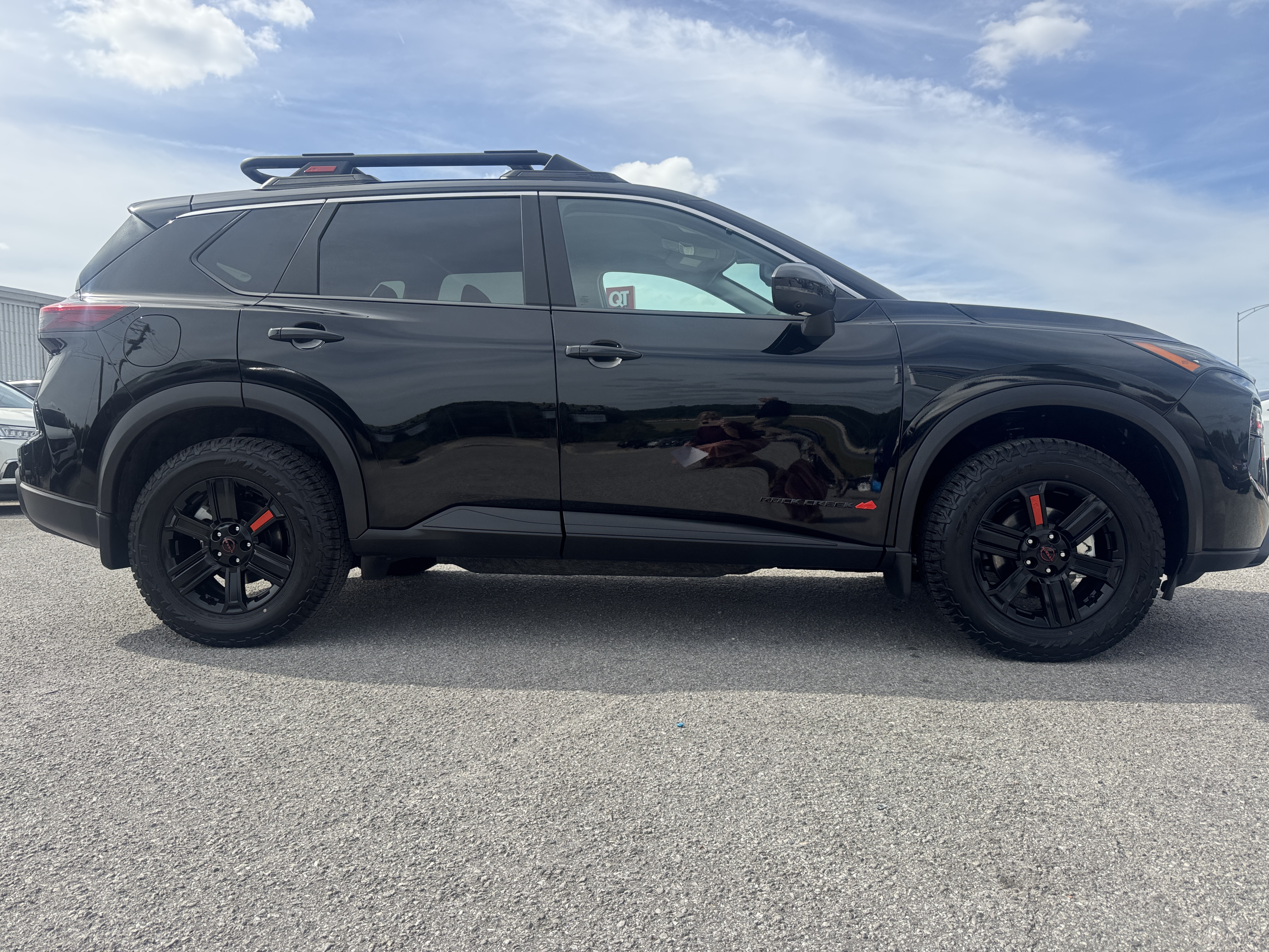  Nissan Rogue