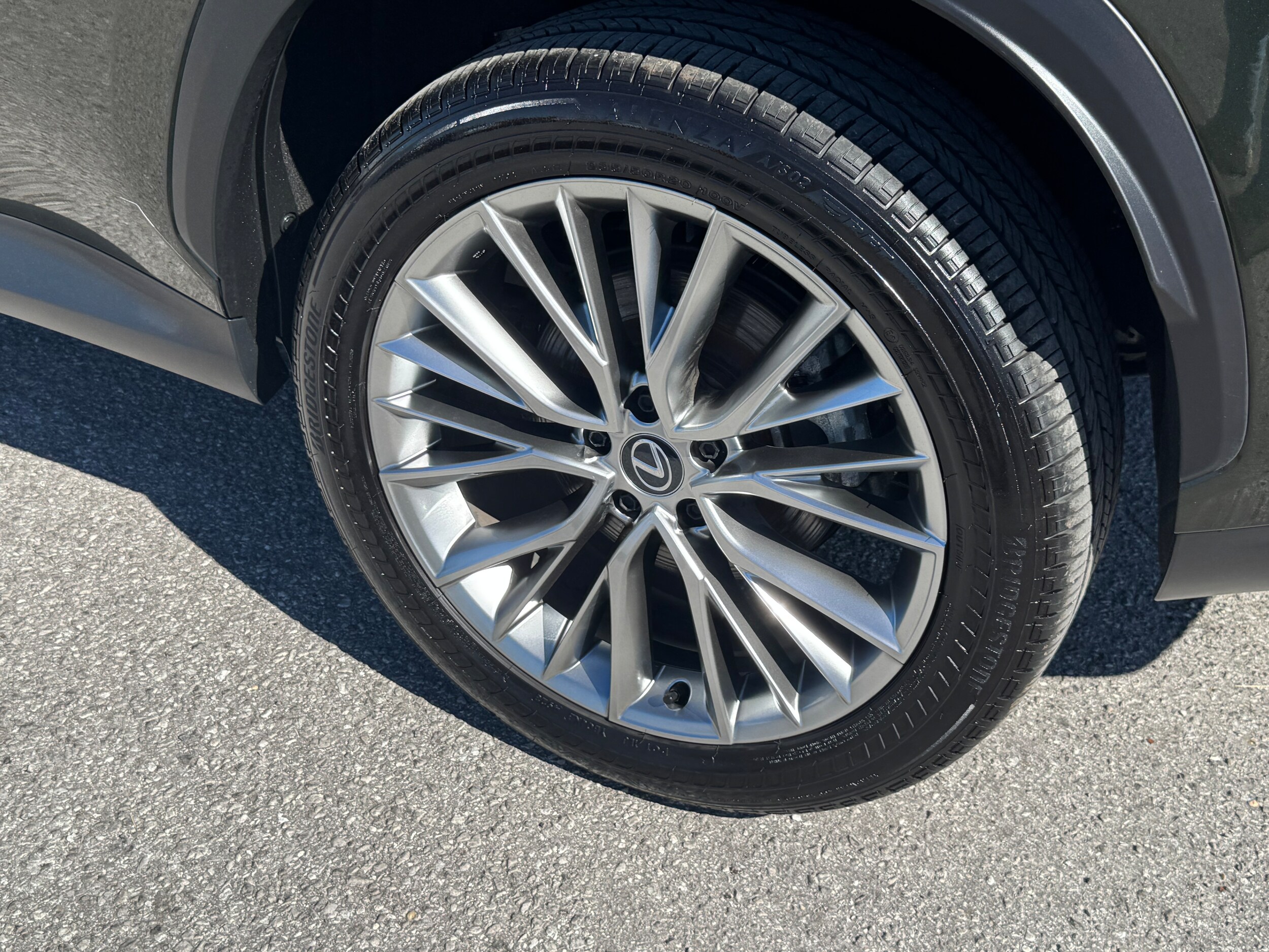 2025 Lexus NX 350 Premium photo 2