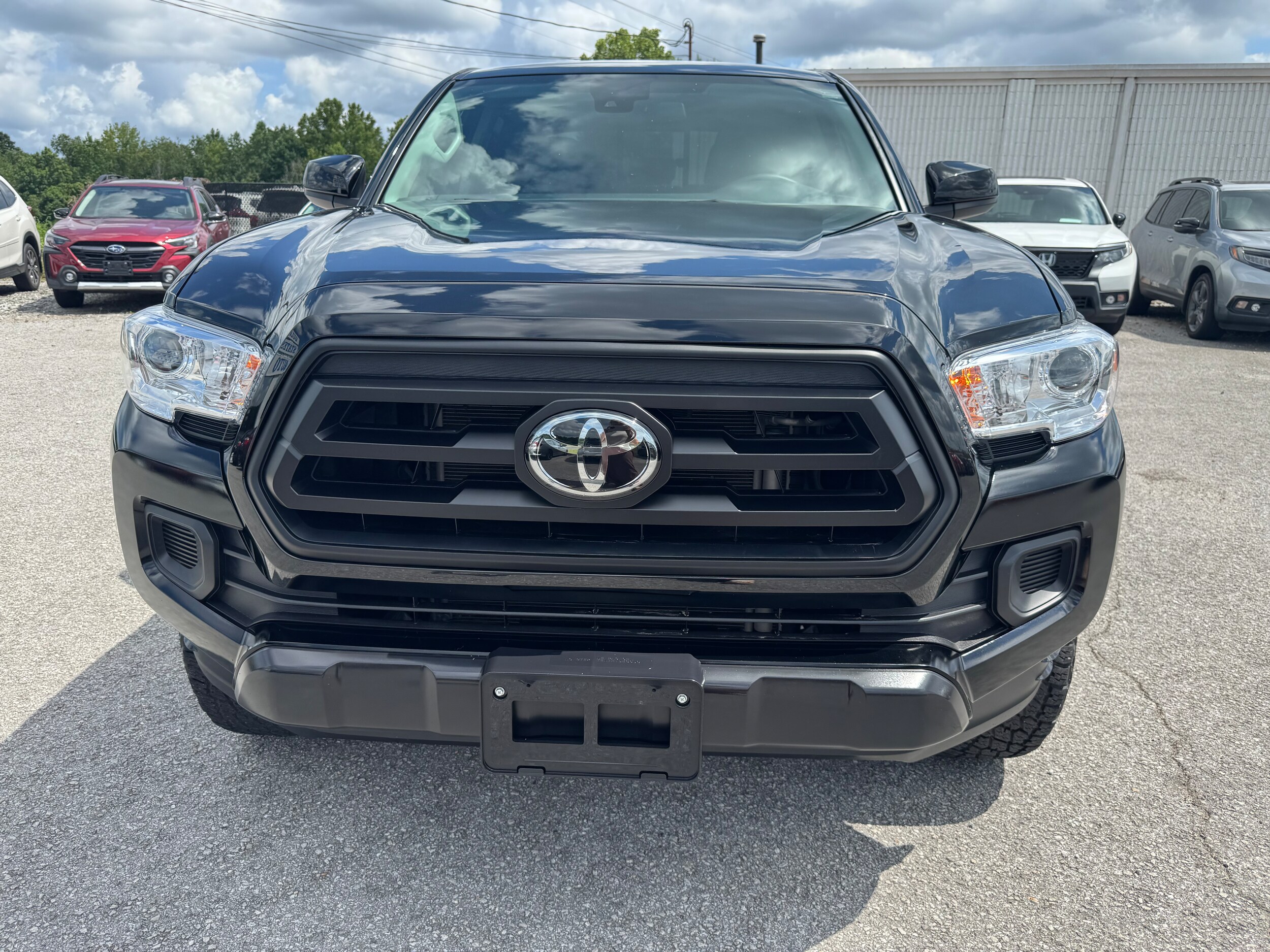 2023 Toyota Tacoma SR5 photo 2