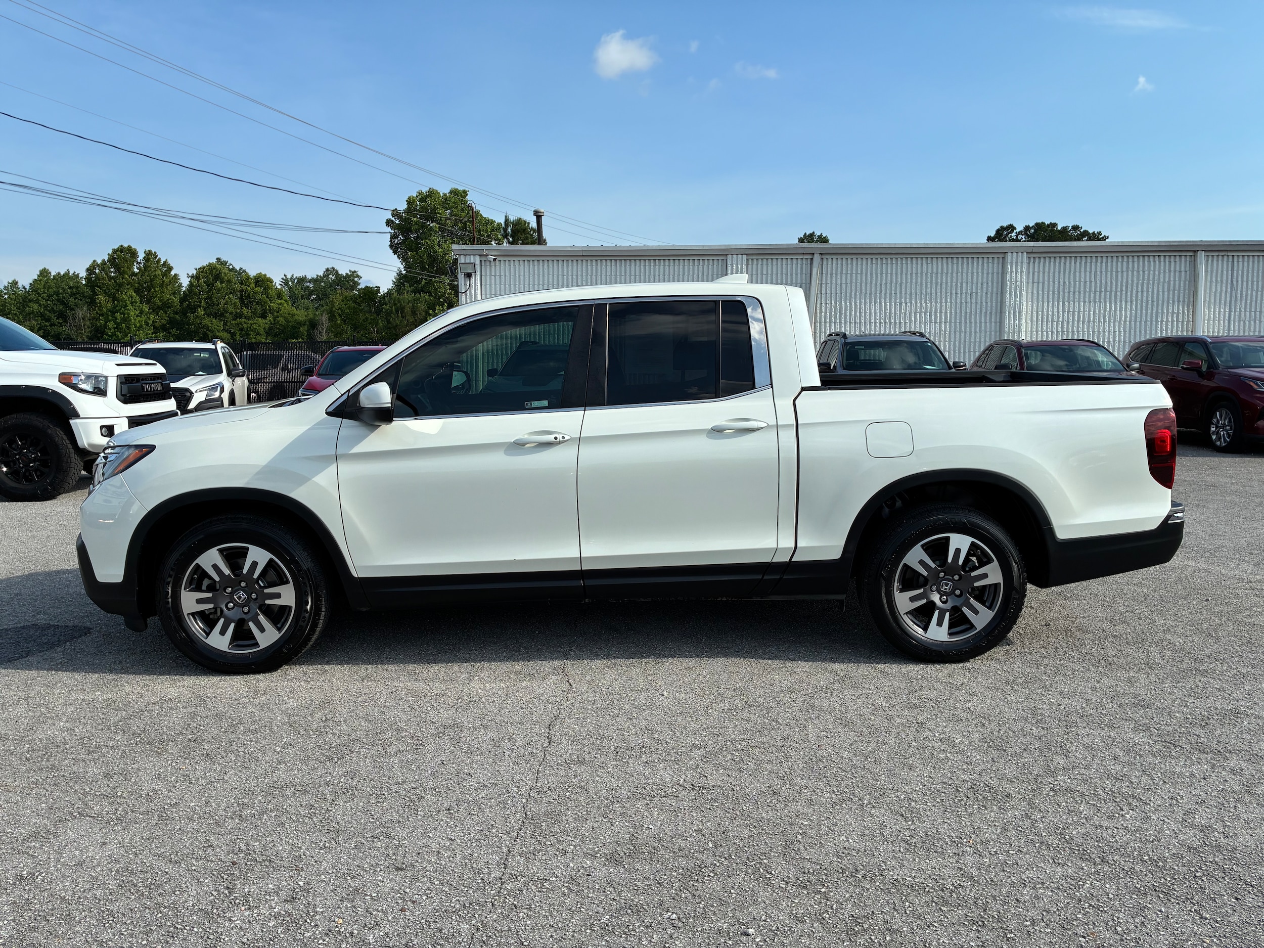 Used 2019 Honda Ridgeline RTL with VIN 5FPYK2F54KB007184 for sale in Cottondale, AL
