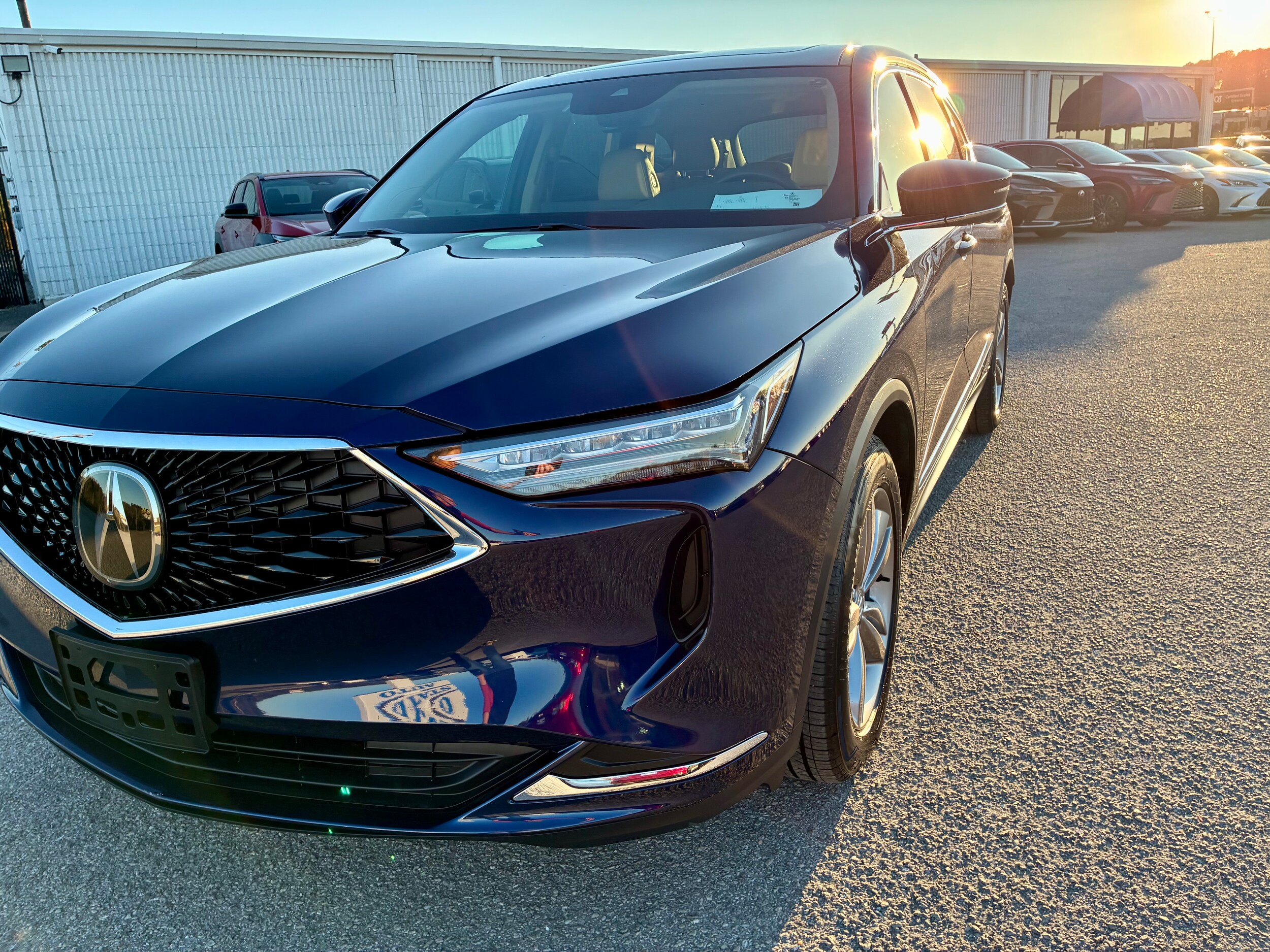 2023 Acura MDX SH-AWD photo 3