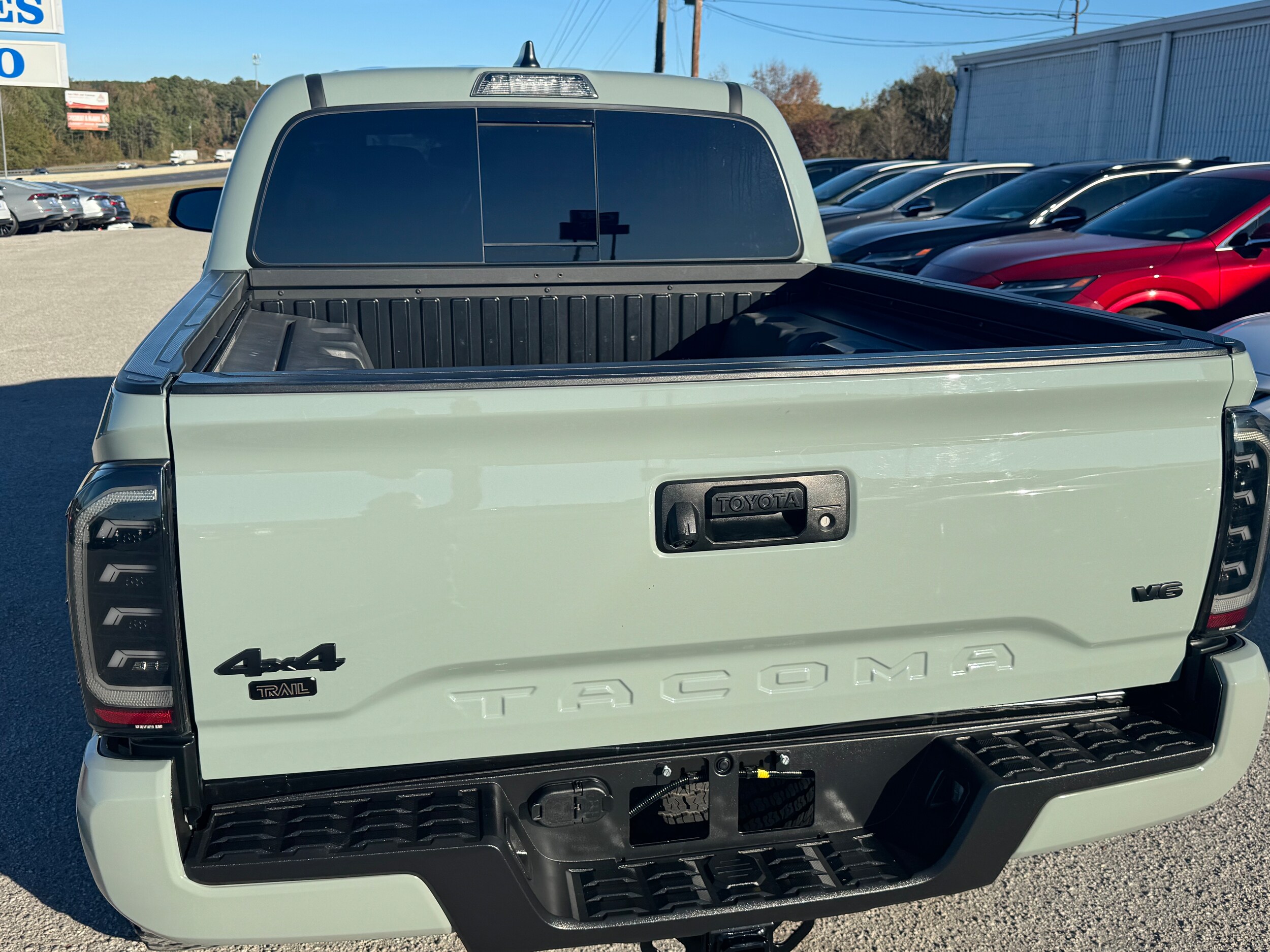 2023 Toyota Tacoma SR5 photo 4