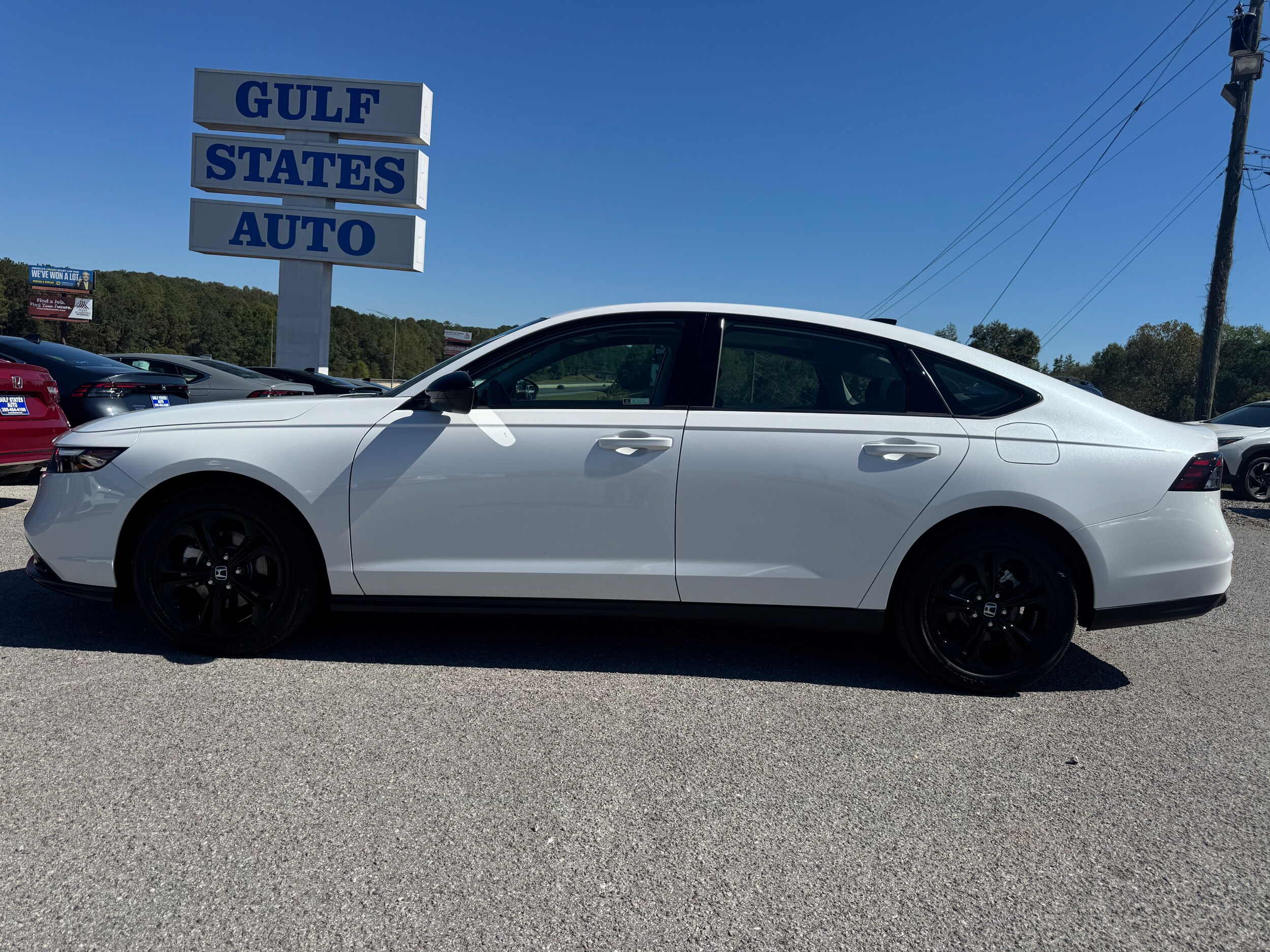 2025 Honda Accord SE photo 2