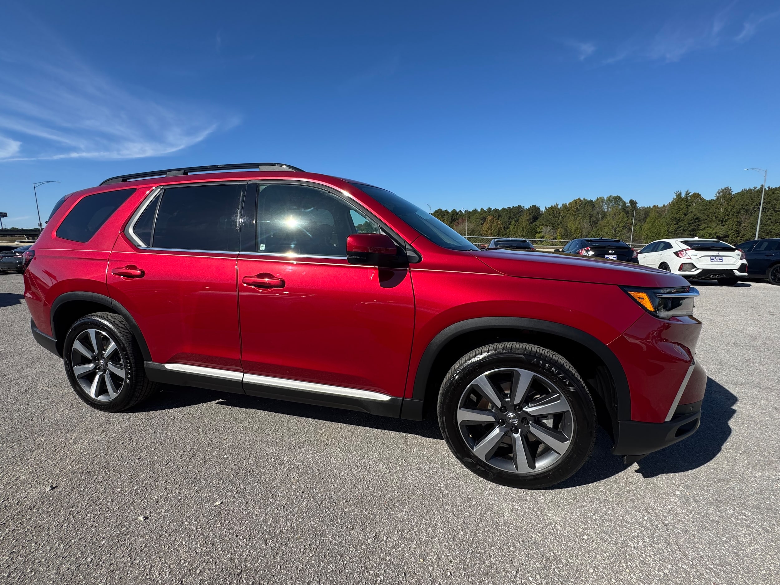 2025 Honda Pilot Touring's photo
