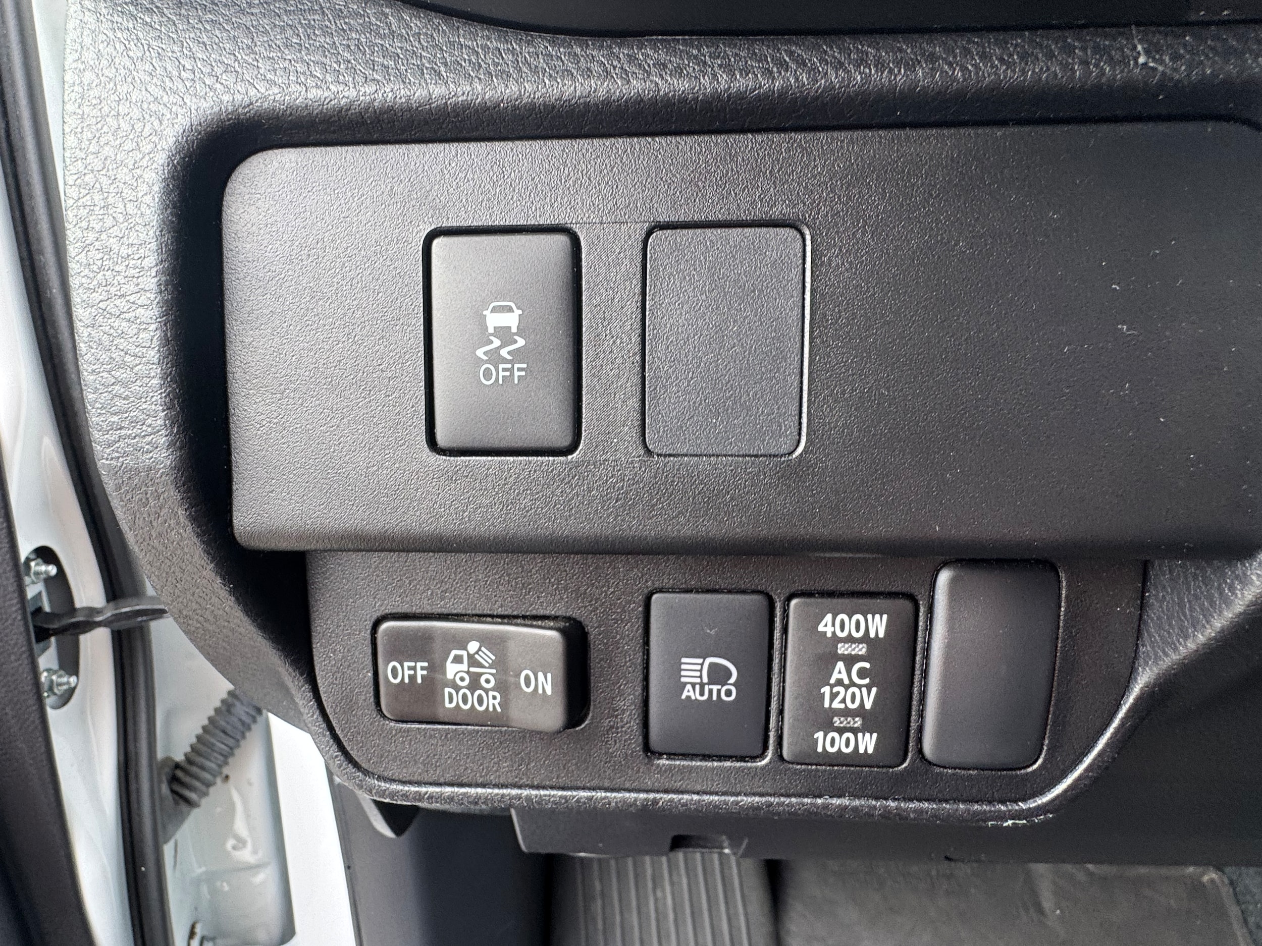 2023 Toyota Tacoma TRD Sport - Photo 20