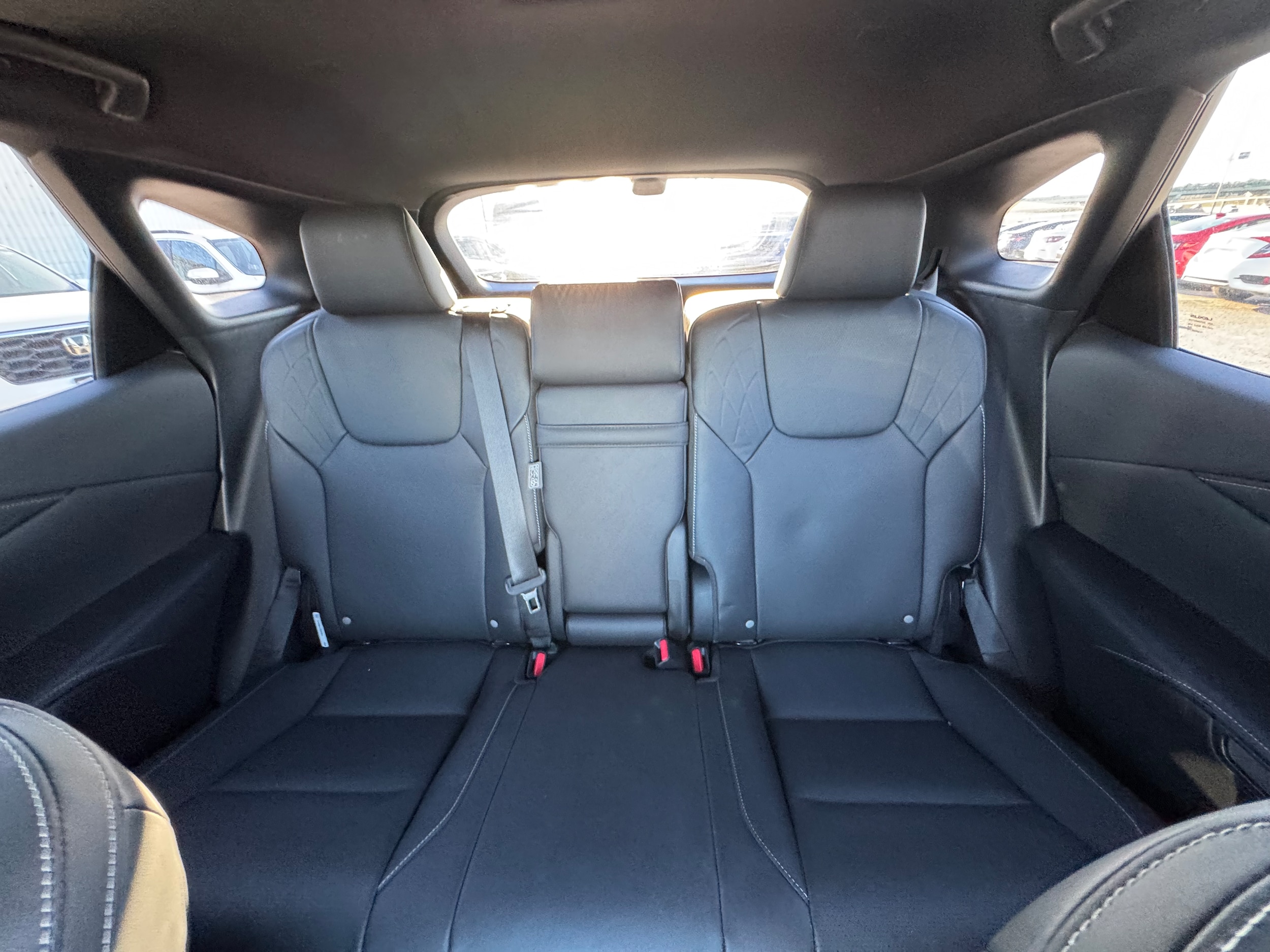 2025 Lexus RX 350 - Photo 10