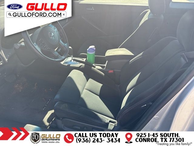 2010 Nissan Altima 2.5 S photo 4