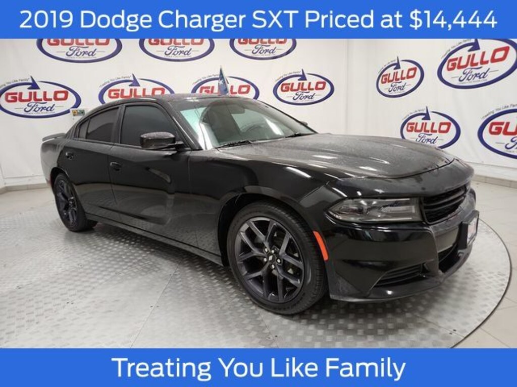 Used 2019 Dodge Charger SXT Sedan