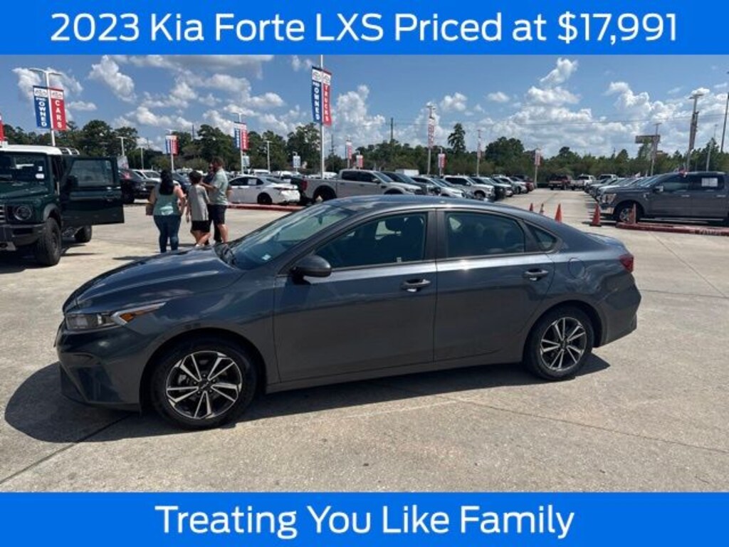 Used 2023 Kia Forte LXS Sedan