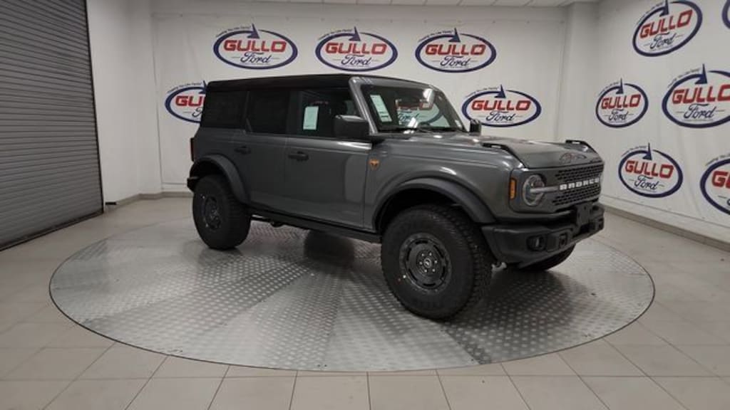 New 2025 Ford Bronco Badlands SUV