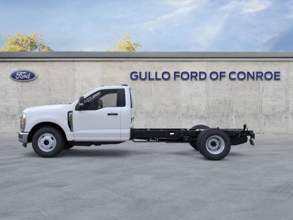 New 2025 Ford F-350SD XL Chassis
