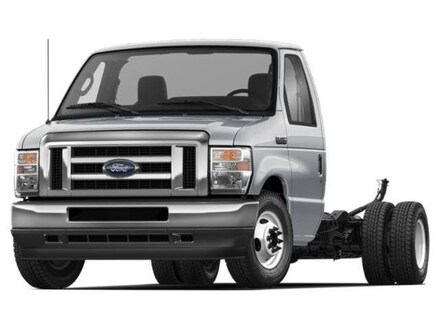 2024 Ford E-450SD Base Cab/Chassis